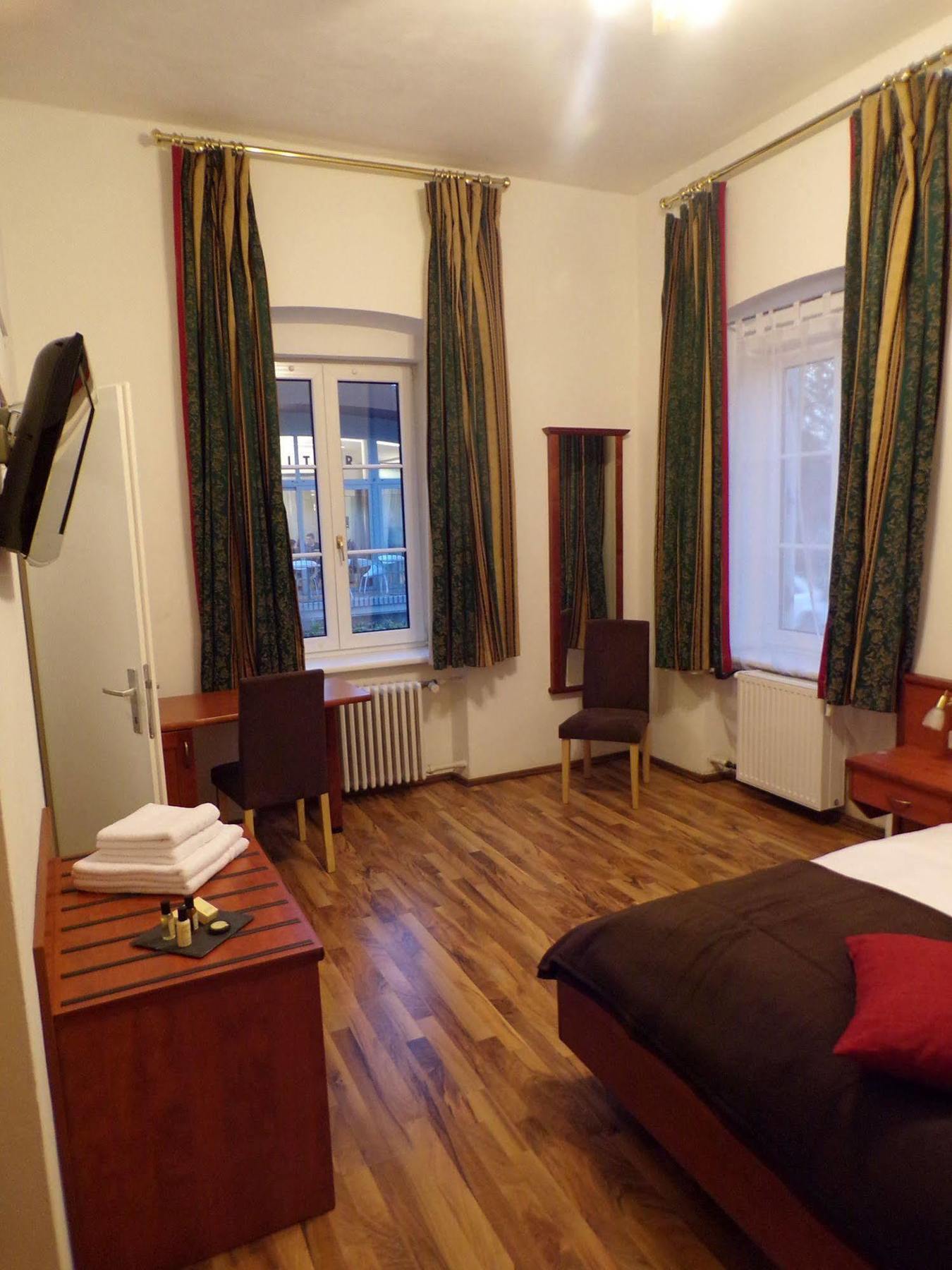 Gaestehaus Residenz Lapeiner Пёрчах-ам-Вёртерзе Экстерьер фото